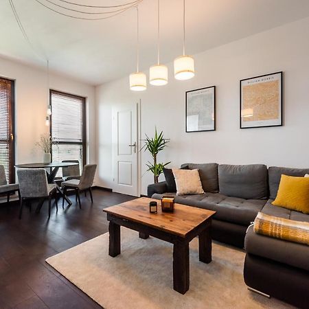 Ochota De Luxe Apartment Warsawa Bagian luar foto