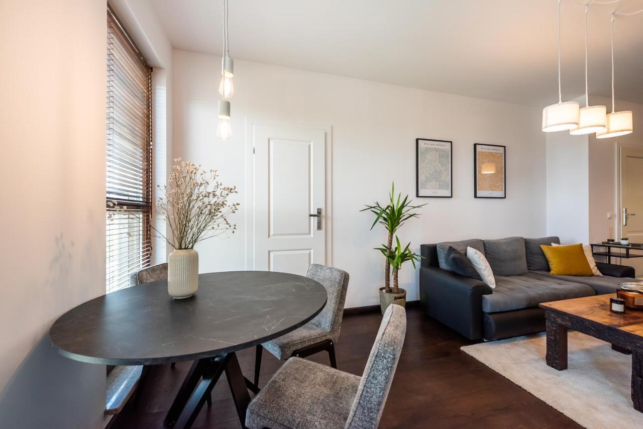 Ochota De Luxe Apartment Warsawa Bagian luar foto