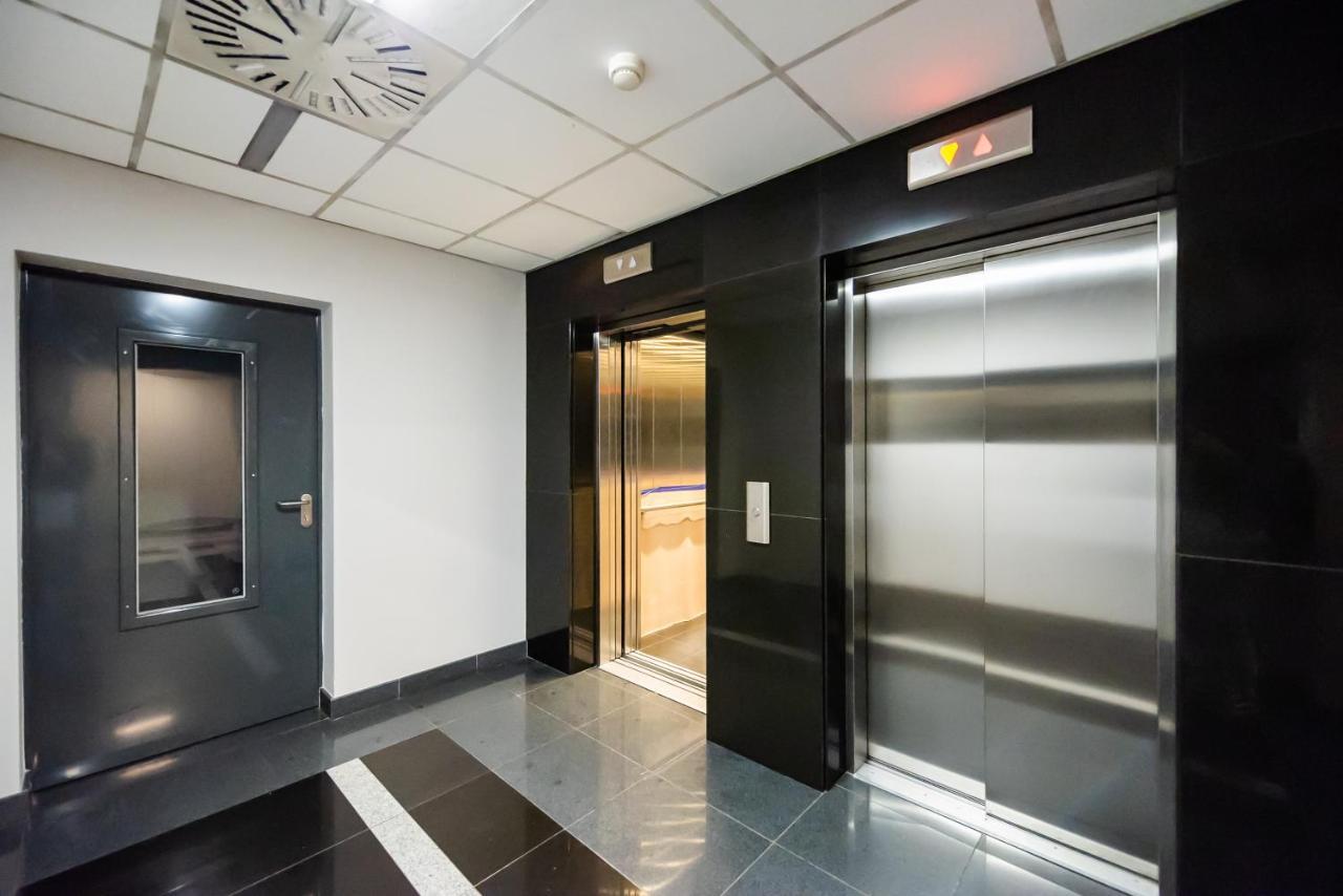 Ochota De Luxe Apartment Warsawa Bagian luar foto
