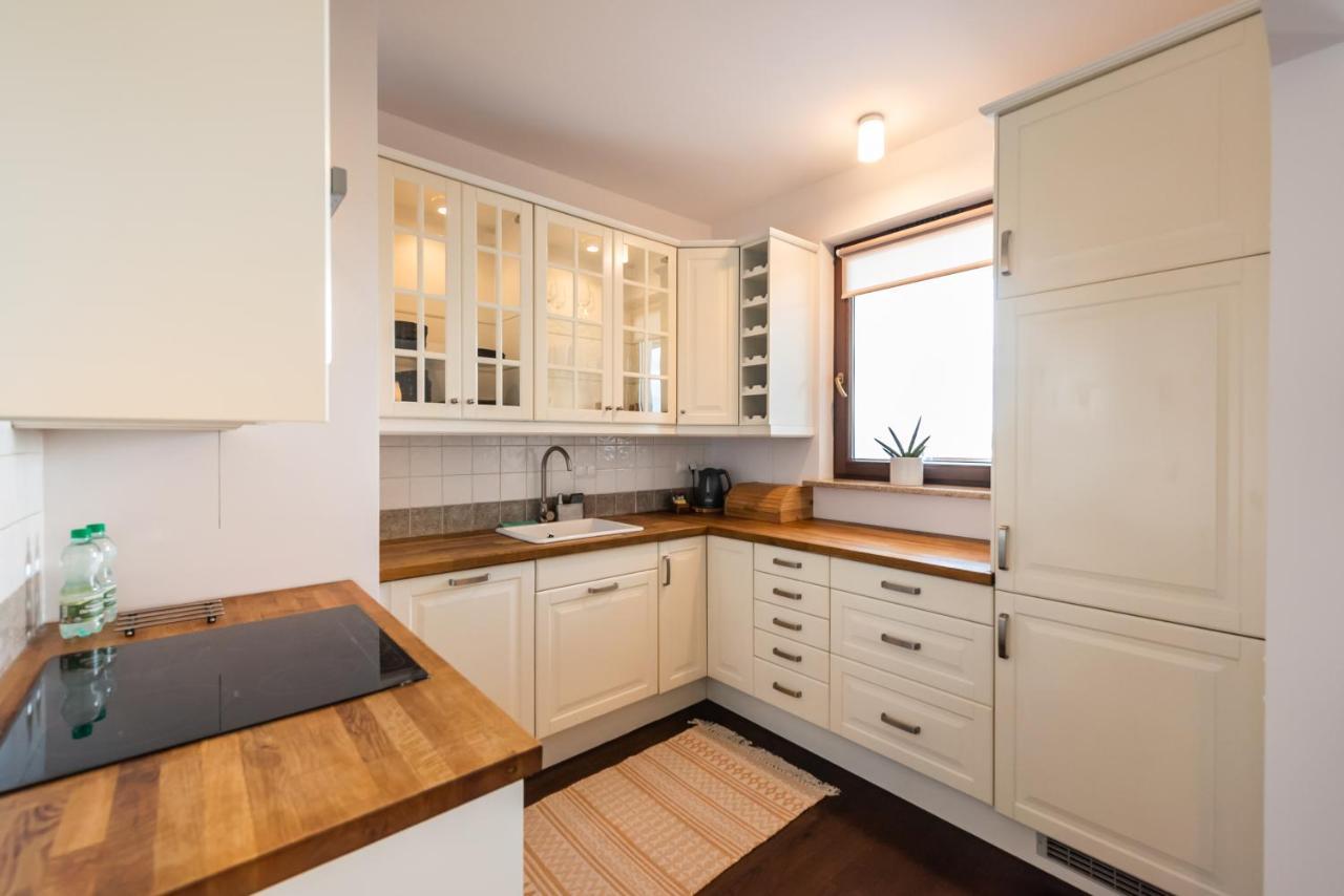 Ochota De Luxe Apartment Warsawa Bagian luar foto